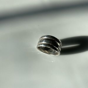 Vintage 925 sterling silver size 8 Modernist wide band ring